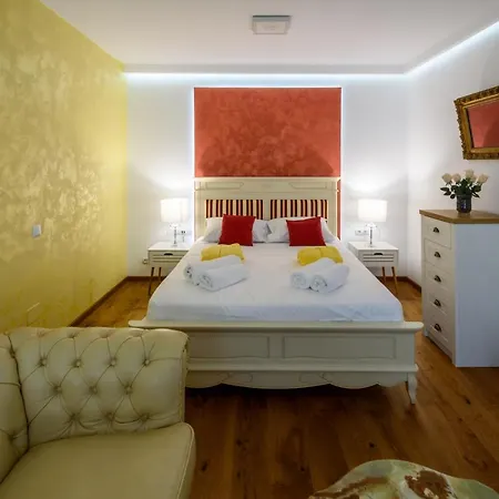 Ultracentral Luxury Apartment *